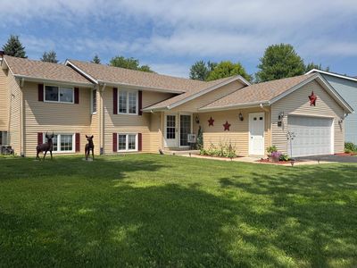 500 Benedict Dr SW, Poplar Grove, IL, 61065