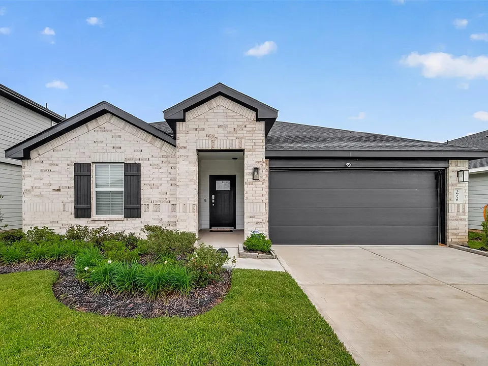 30518 White Cliff Ct