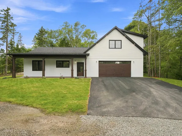 18 Wilson Dr, Chester, NS B0J 1J0