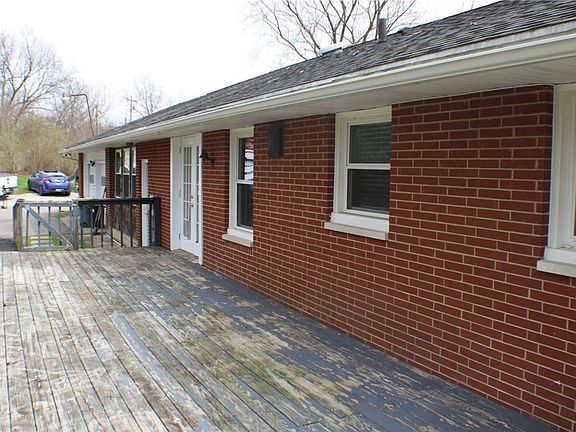 4th image of 7131 Elk Creek Rd