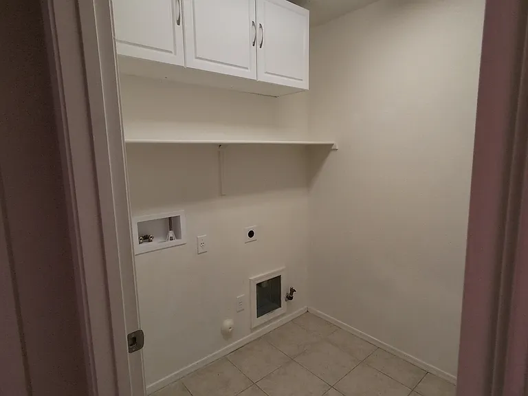 906 E Desert Rose Trl — Photo 27