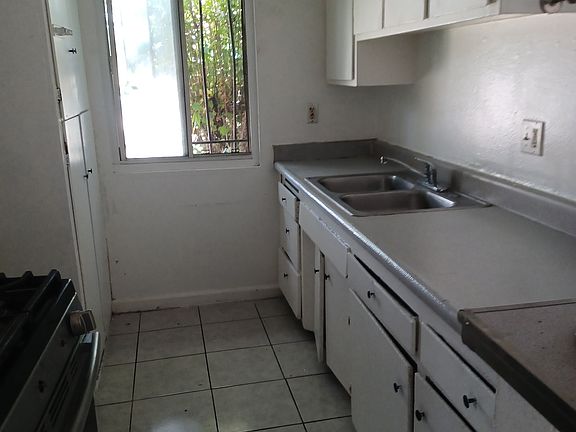 2nd image of 2450 Chanslor St #A