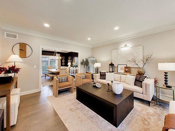 5th image of 724 Fairfield Ct