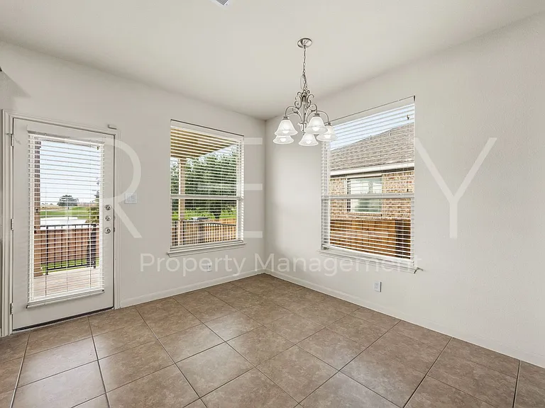 1405 Sunny Meadows Loop — Photo 15