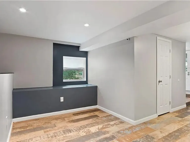 756 Patricia Dr — Photo 16