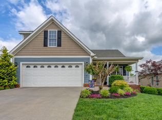 1131 Gaston Dr, Roanoke, VA