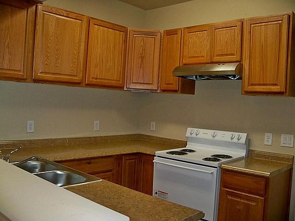 4th image of 4727 Clover St #4727A