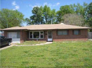 122 Goldcrest Dr, Chesapeake, VA 23325