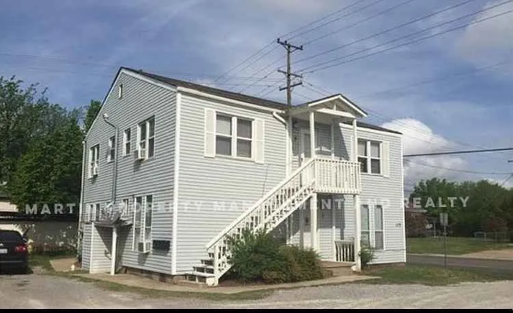 113 W Independence St #1 — Photo 1