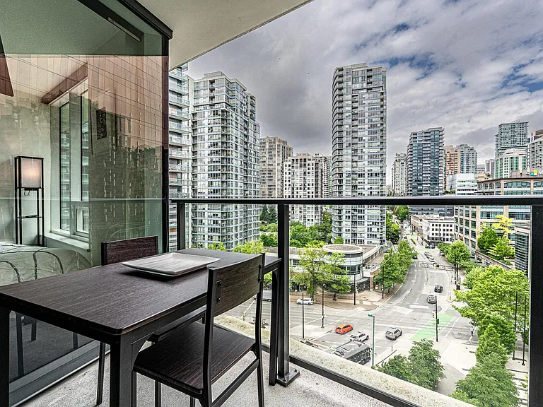 68 Smithe St #1121 — Photo 12