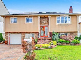 3489 Westminster Rd, Oceanside, NY 11572