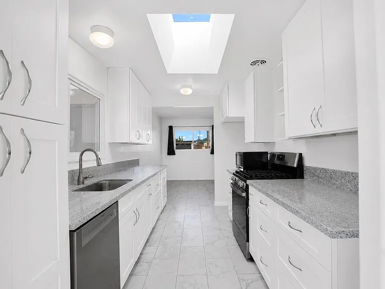 5181 Appleton St — Photo 2