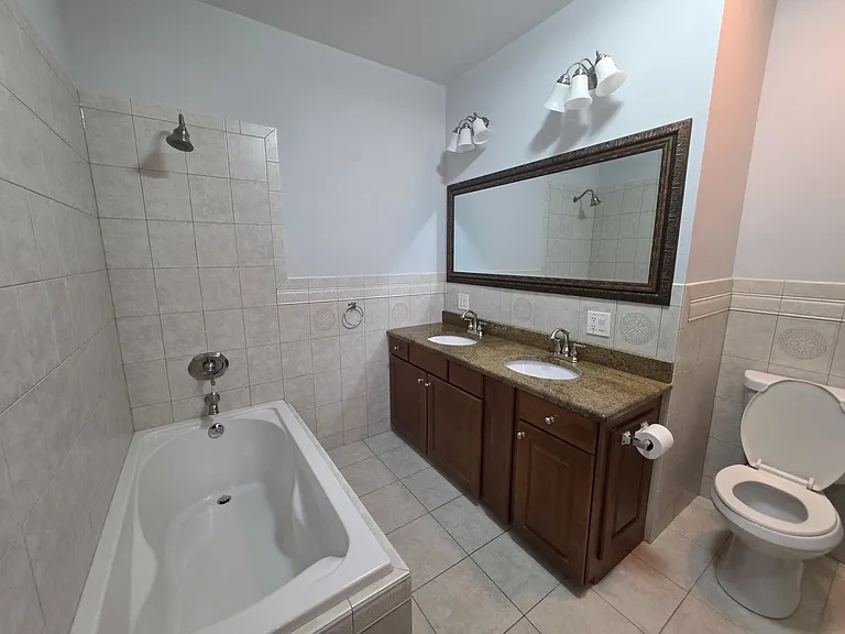 2952 N Gresham Ave #1 — Photo 9