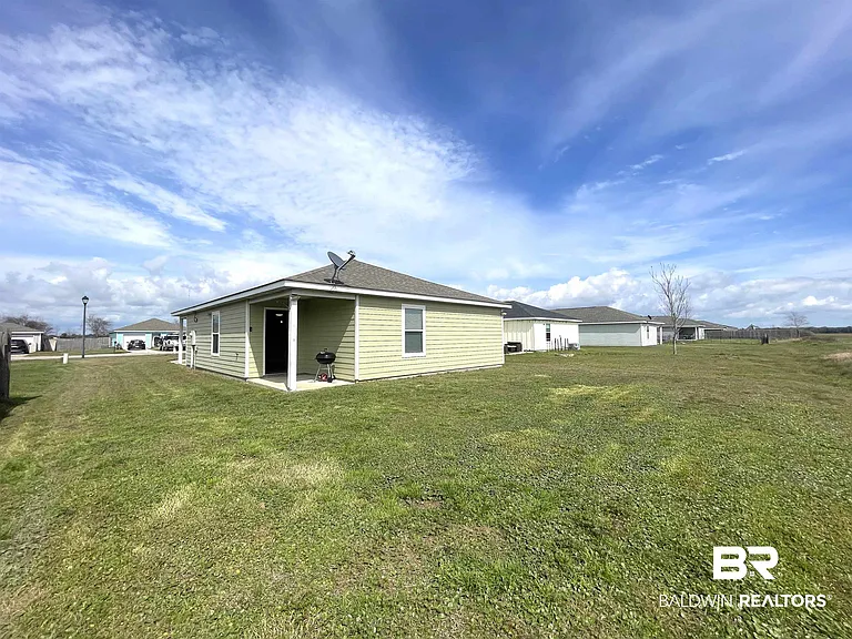 15142 Marem Dr — Photo 33