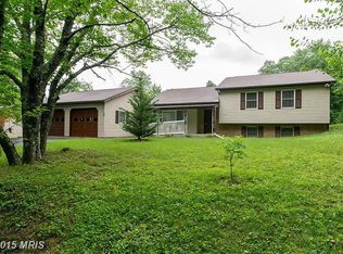 551 Sugar Hollow Rd, Berkeley Springs, WV 25411