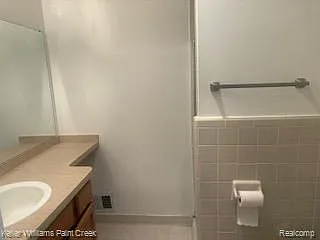 433 Fox Hills Dr S #5 — Photo 18