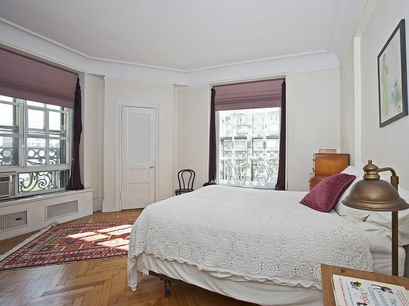 5th image of 2109 Broadway APT 941