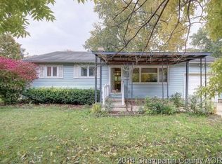 1314 Honeysuckle Ln, Champaign, IL 61821