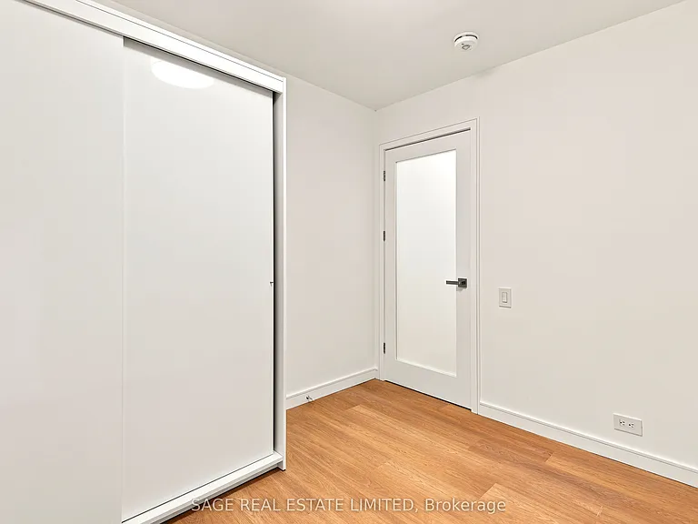 106 Boon Ave #LOWER — Photo 16