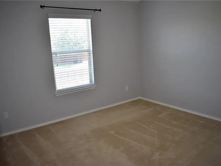 108 Quarry Ln — Photo 12
