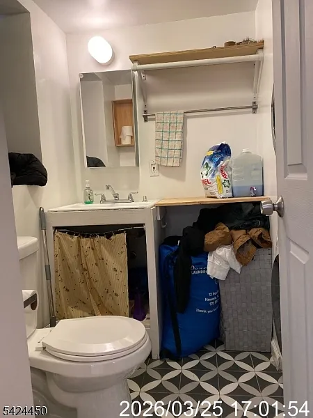 2 bed, 1.5 bath, $2,200 — Photo 4