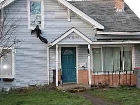 4th image of 419 SE Sheridan Rd