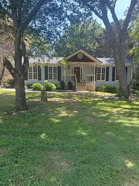 5260 Howard Rd