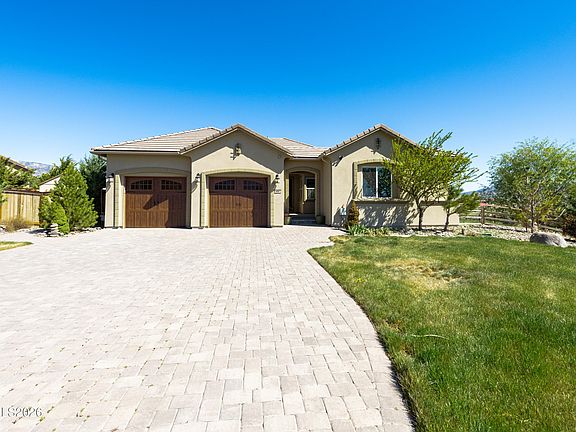 3rd image of 466 Egret Ct