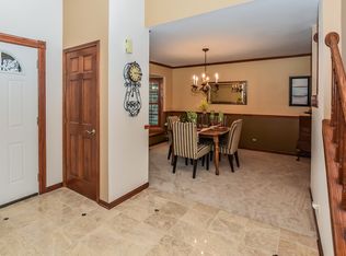 1805 Baltimore Dr, Elk Grove Village, IL 60007