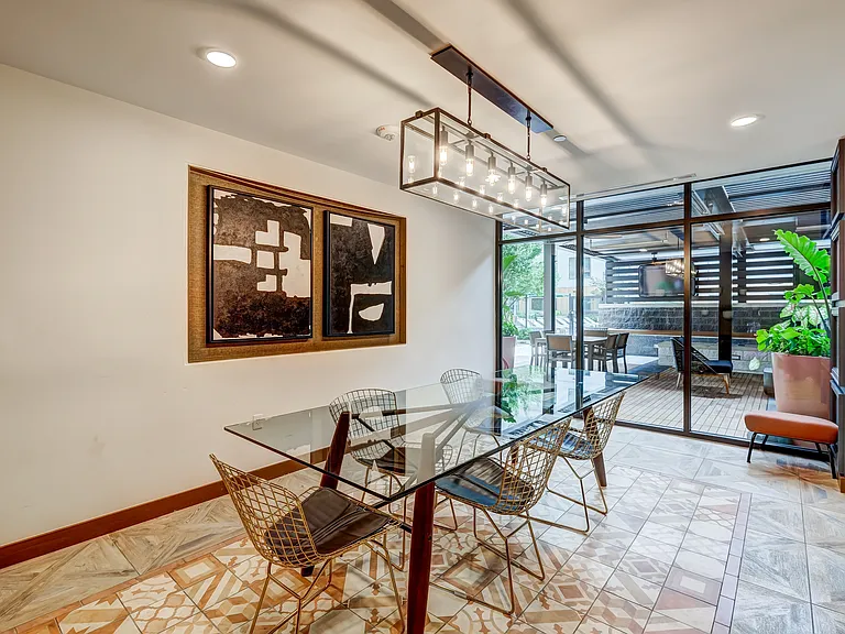 Trellis House — Photo 39