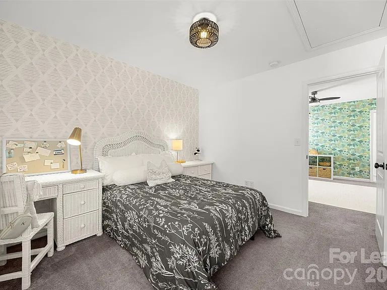 1668 Beleek Ridge Ln — Photo 23