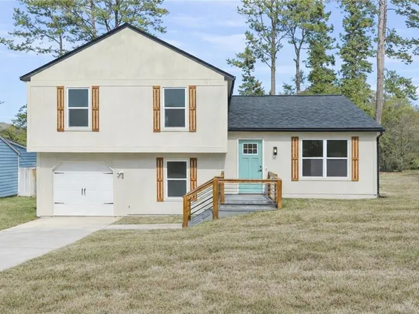 4592 Garden Hills Dr, Stone Mountain, GA 30083