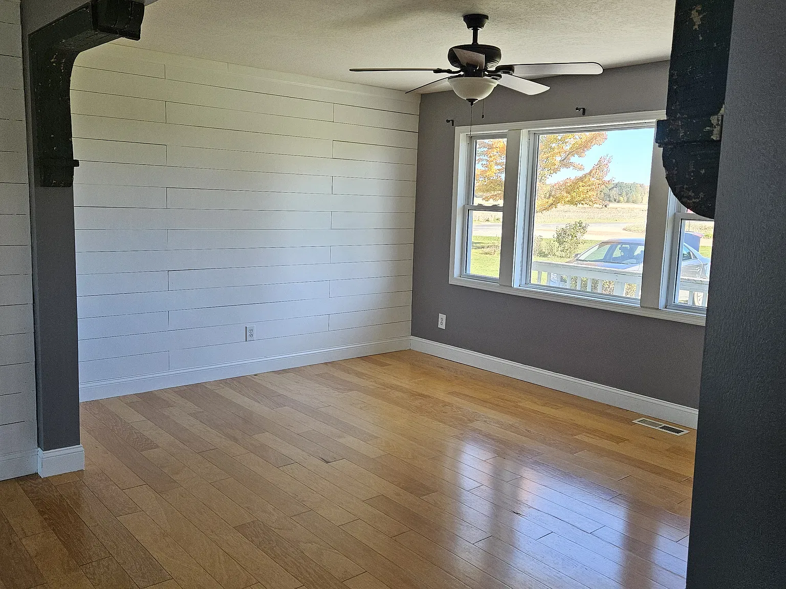 3 bed, 1048 sqft, $1,750 — Photo 3