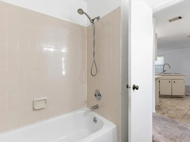 9410 Tacoma Ave #A — Photo 13
