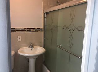 22 Van Riper St, Staten Island, NY 10302