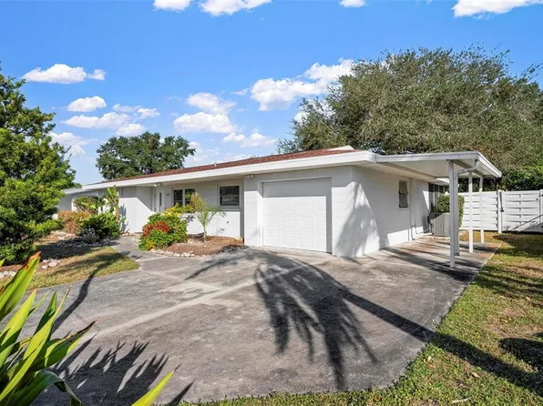 429 Glen Oak Rd, Venice, FL 34293