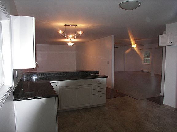 from kit to Fmly Rm & DR