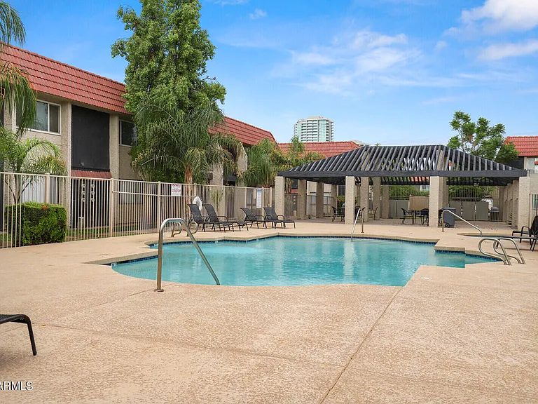 700 W University Dr #246 — Photo 16