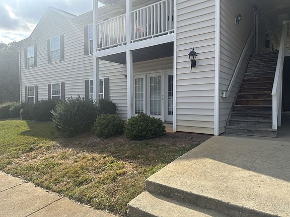 5th image of 800 Moultrie Ct Unit A