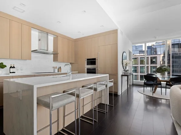 150 Seaport Blvd #B, Boston, MA 02210