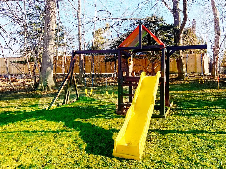 61 Hillandale Rd — Photo 33