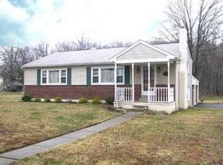 114 Midland Rd, Newtown, PA 18940