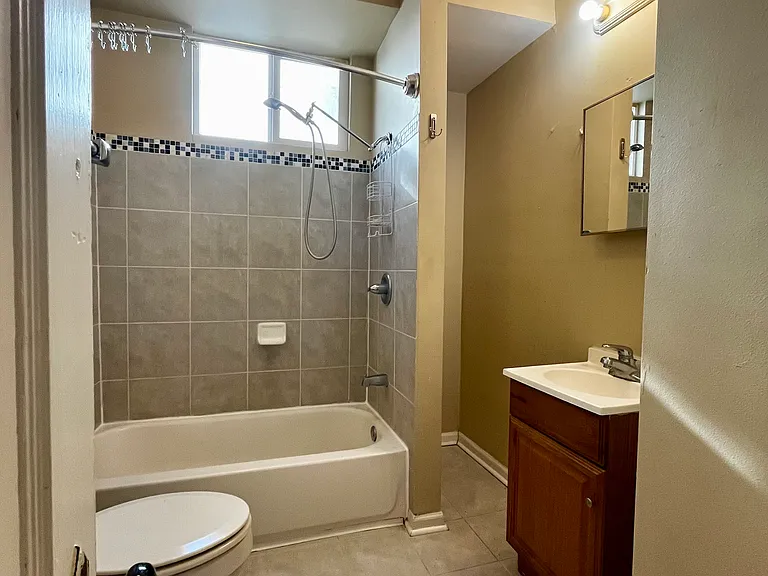 2671 Gladiolus St — Photo 10