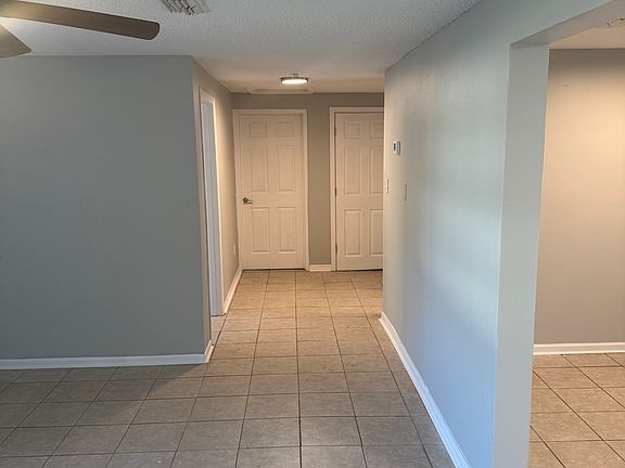 5th image of 8715 Fowler Ave #4A