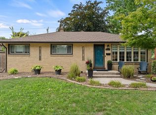 3425 Roxborough Blvd, Windsor, ON N9E2Z9