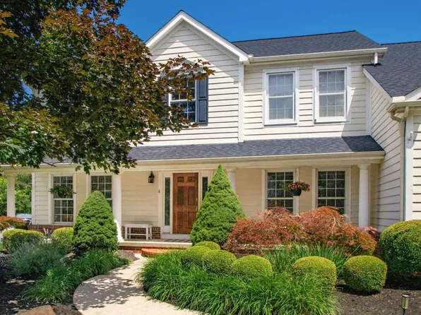 5445 Forest Highlands Ct, Westerville, OH 43082