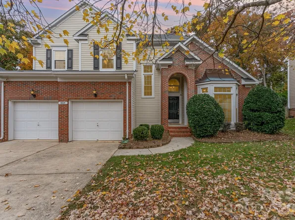 5923 Swanston Dr, Charlotte, NC 28269