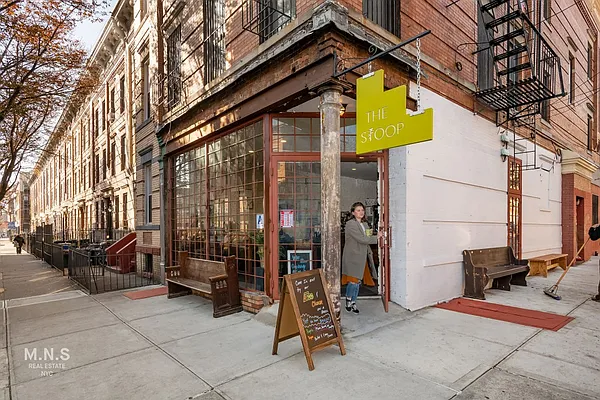 Rented by MNS | media 25