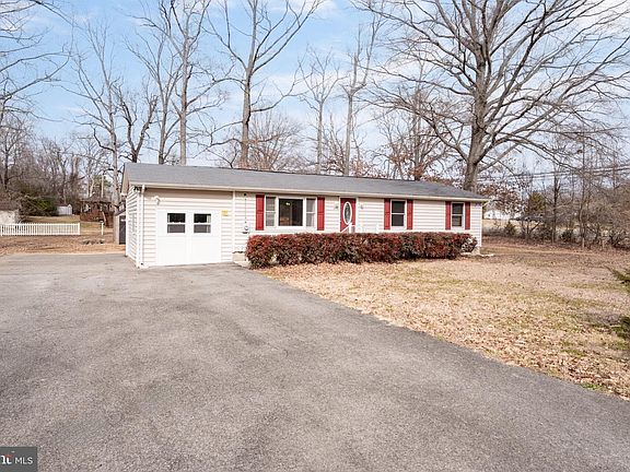 2nd image of 6950 Caporaletti Dr