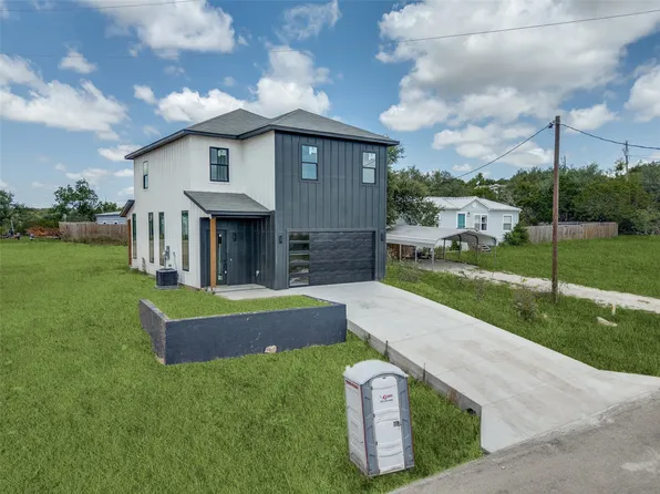 2518 Elk Trl, Granbury, TX 76048